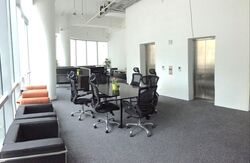 Oxley Tower (D1), Office #618702121